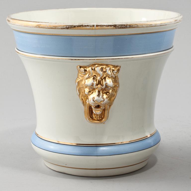 YTTERFODER, ett par, flintgods, Rörstrand, 1800-talets andra hälft.