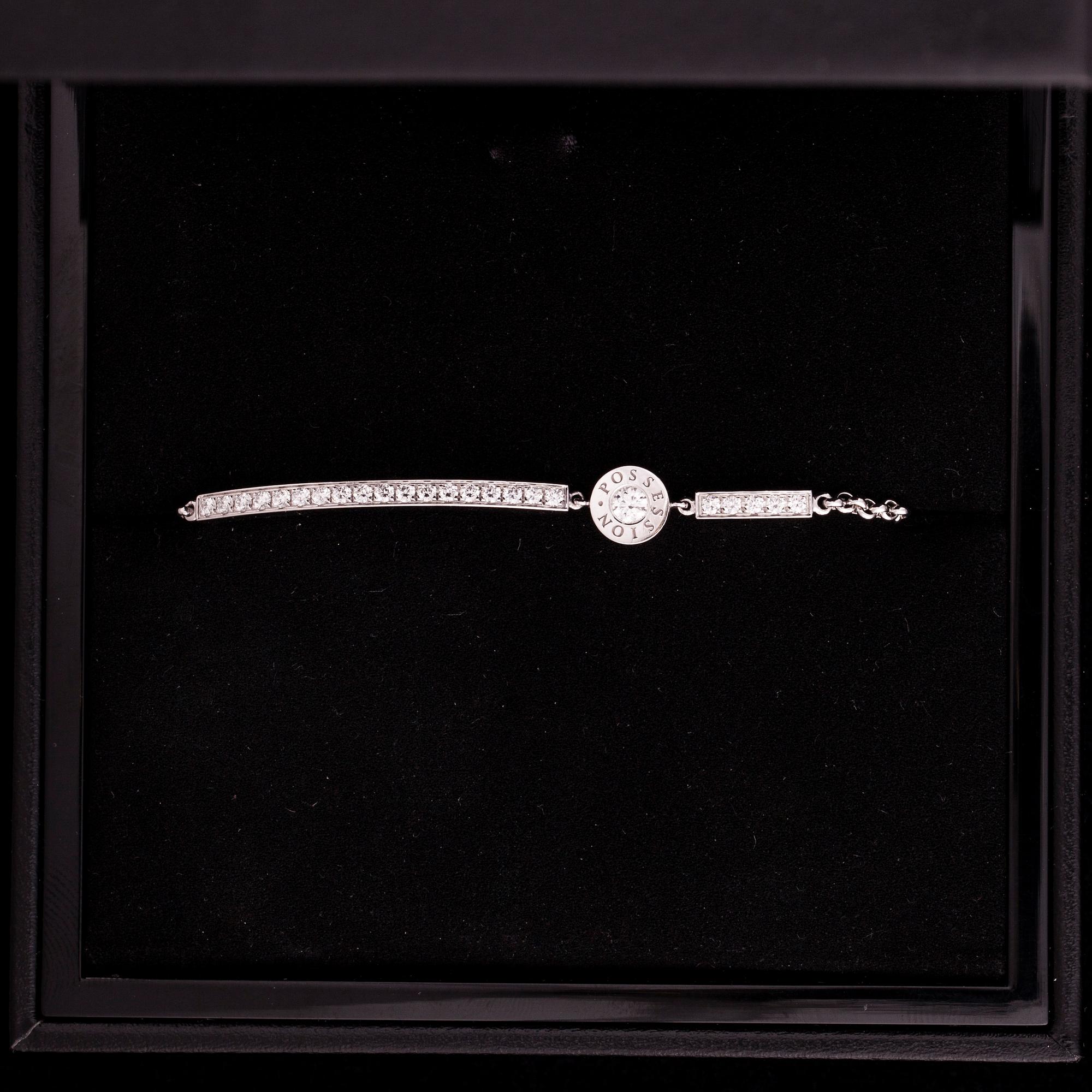 ARMBAND, 18K vitguld, diamanter. Piaget Possession, original etui. Vikt ca 6,1 g.