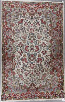 MATTA, Kirman, ca  290x186 cm.
