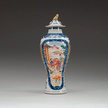 A famille rose vase with cover, Qing dynasty, Jiaqing (1796-1820).