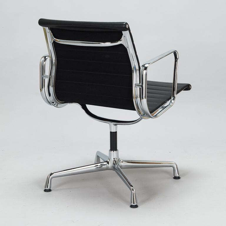 Charles & Ray Eames, an office chair EA 108   for Vitra.