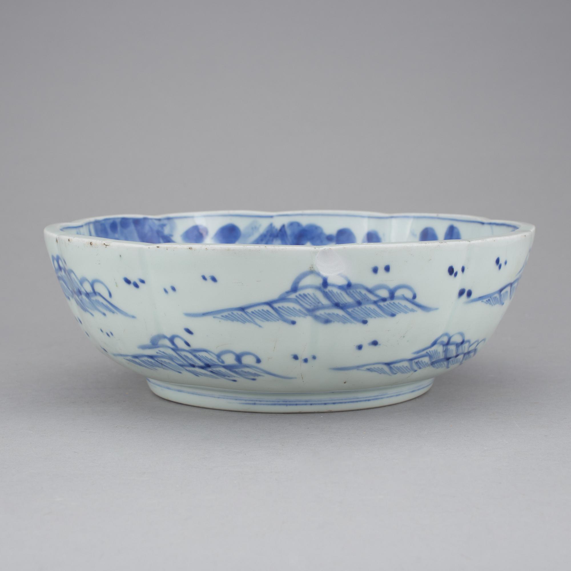 SKÅL, porslin, stor, Japan, omkring 1900.