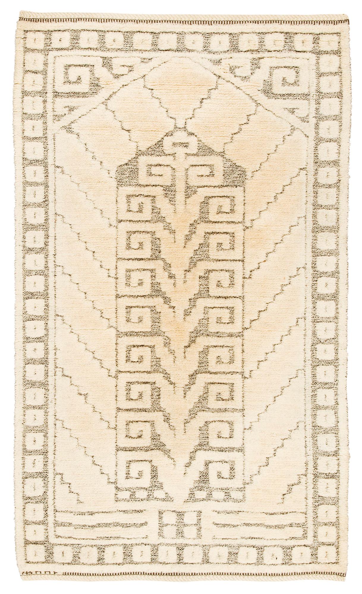 MATTA. "Vita spetsporten". Reliefflossa. 194 x 115 cm. Signerad AB MMF (AB Märta Måås-Fjetterström).