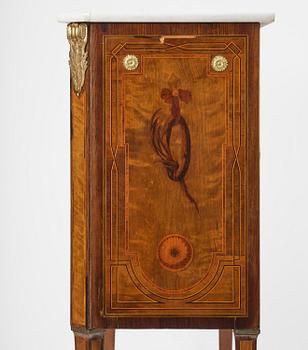 A Gustavian 18th century secretaire by Gottlieb Iwersson, master 1778, not signed.