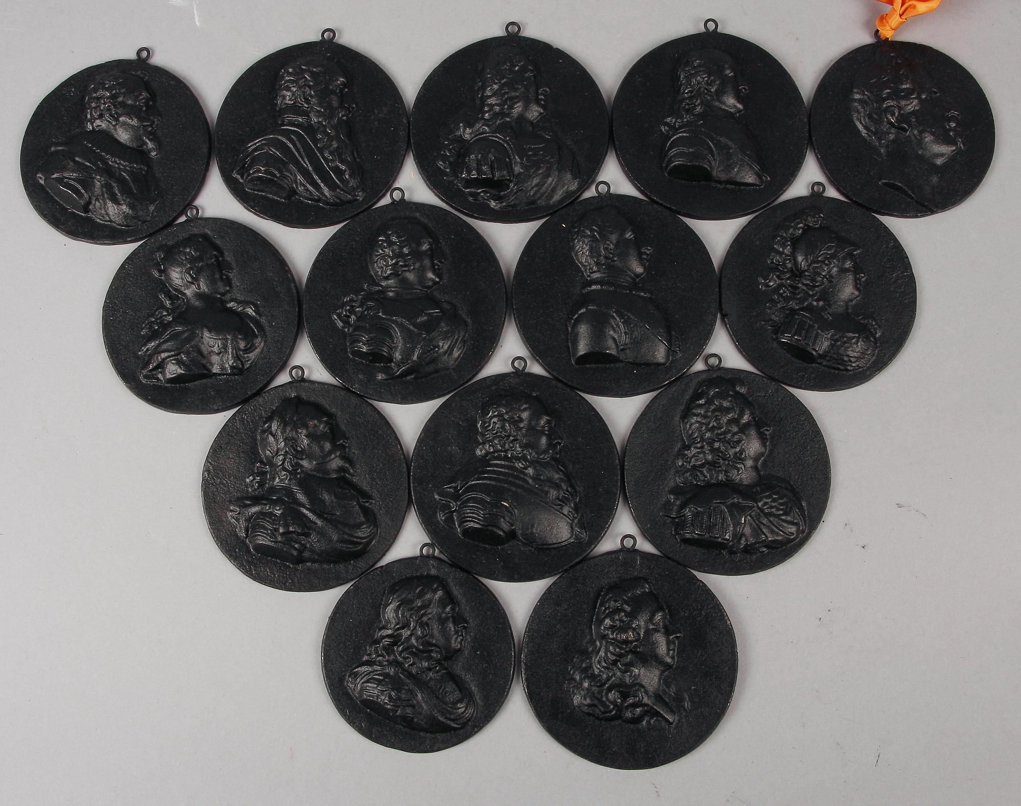REGENTLÄNGD, 14 st medaljonger, gjutjärn, Sverige 1800-tal.