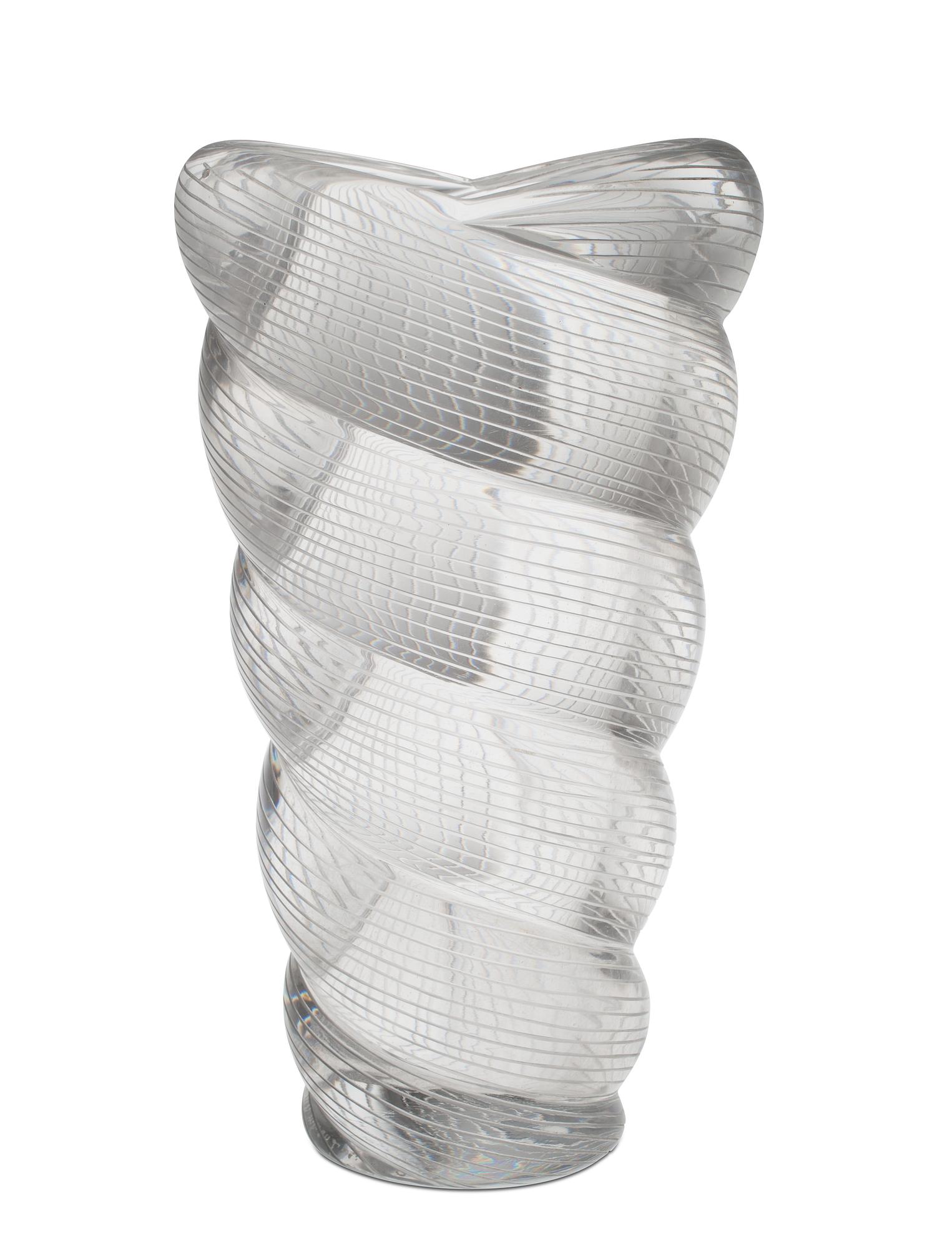 Gunnel Nyman, A VASE.