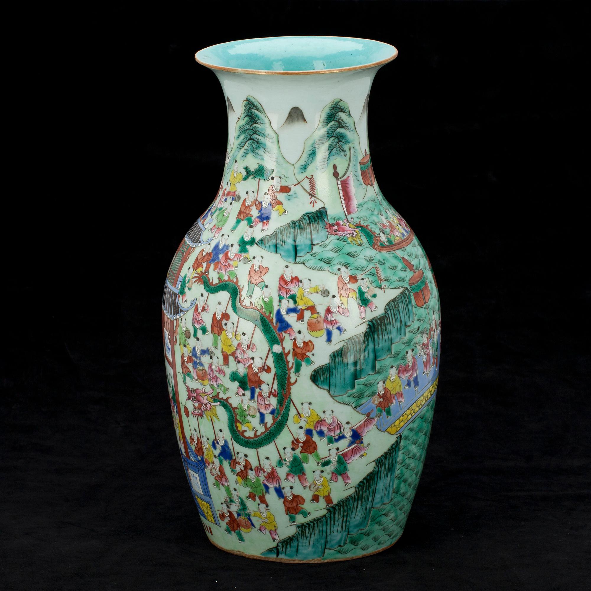 GOLVVAS, porslin, Kina 1800-talets slut.