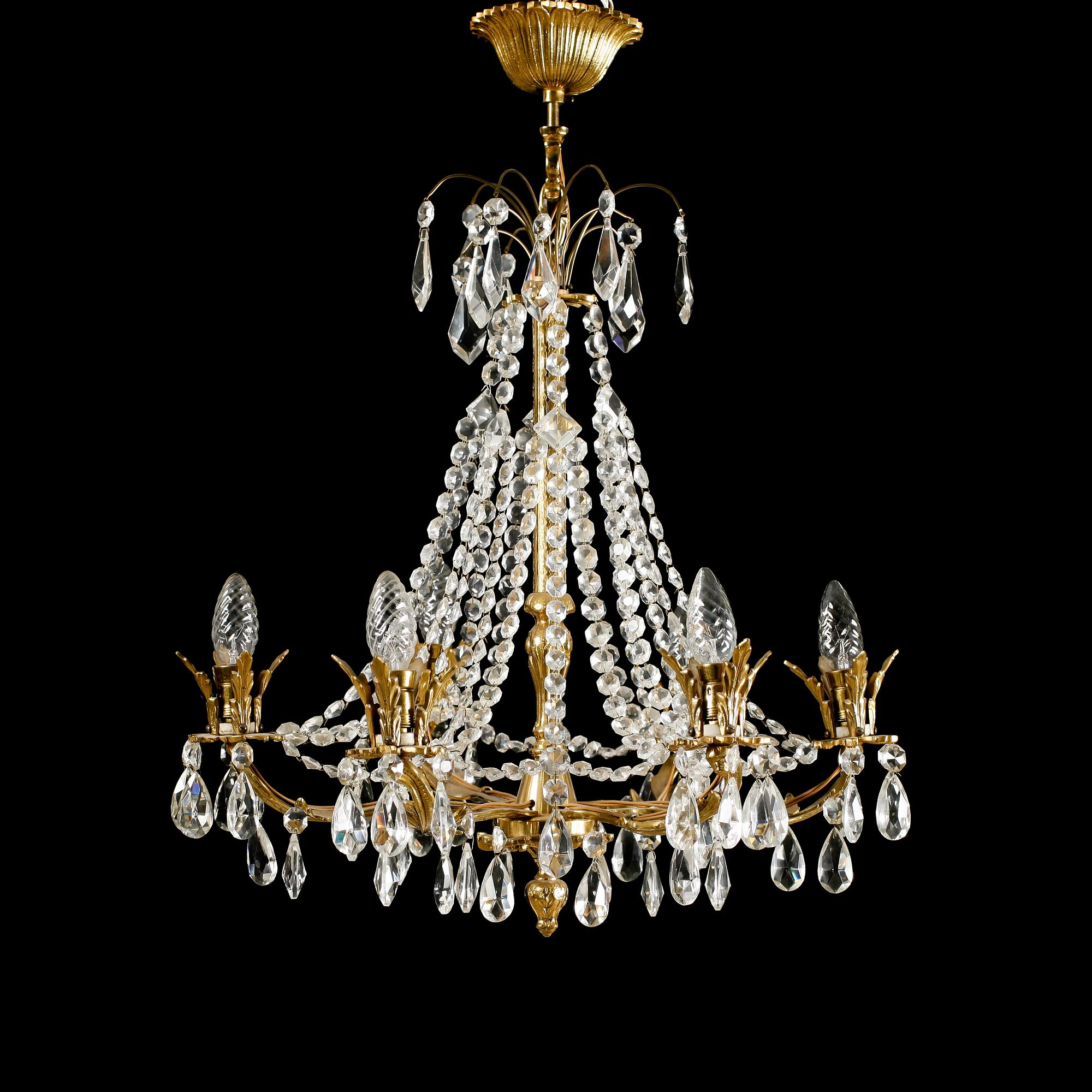 LJUSKRONA, rokokostil, 1900-talets mitt. Höjd 75 cm.