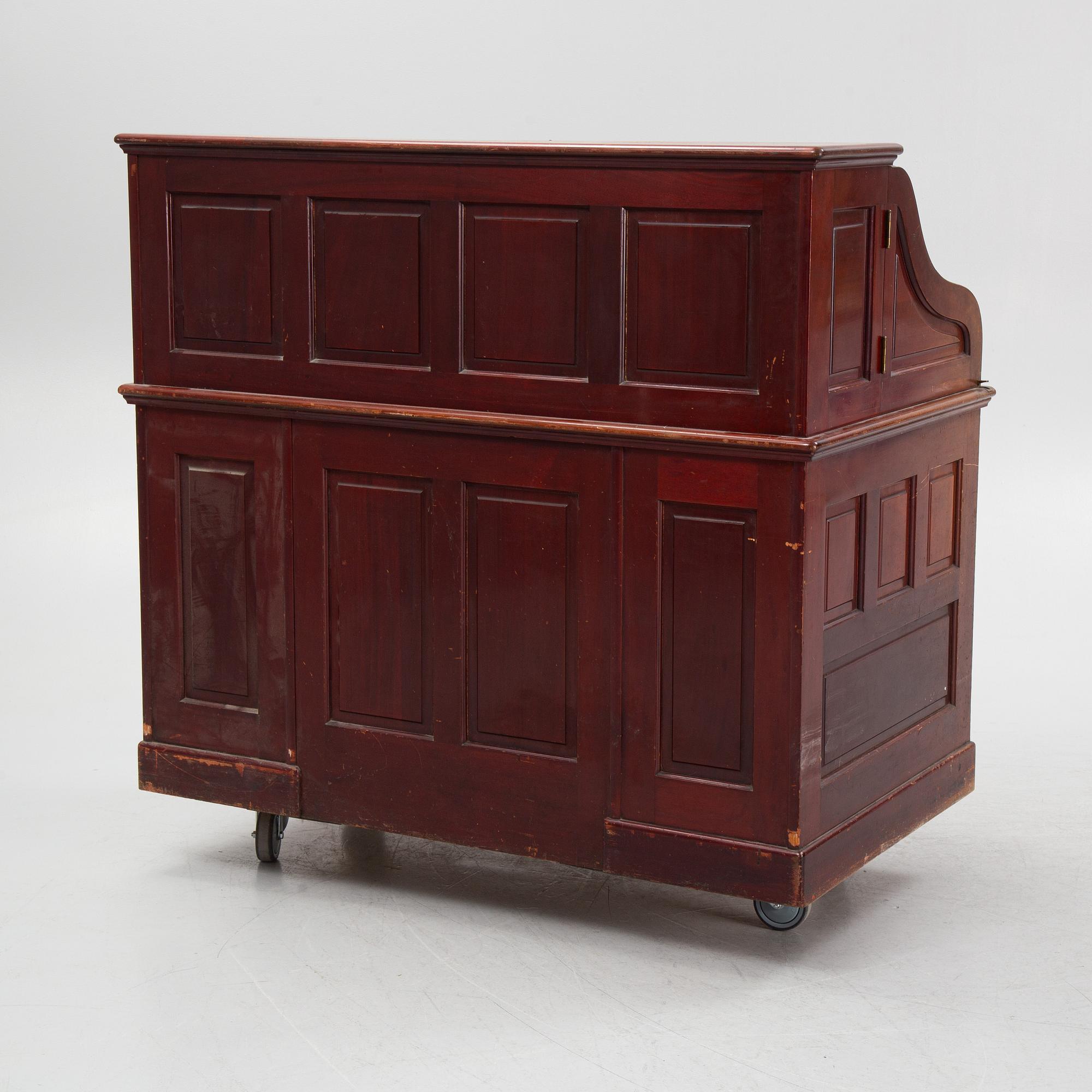 Skrivbord med rullklaff, Åtvidabergs Snickerifabrik, 1900-talets första hälft.