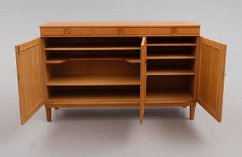 SIDEBOARD, "Herrgården", Carl Malmsten, Bodafors, 1900-talets andra hälft.