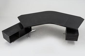 A "Teclino" desk by Osvaldo Borsani for Tecno, Italy.