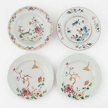 A set of four familjen Rose plates, China, first half of the 18th century.