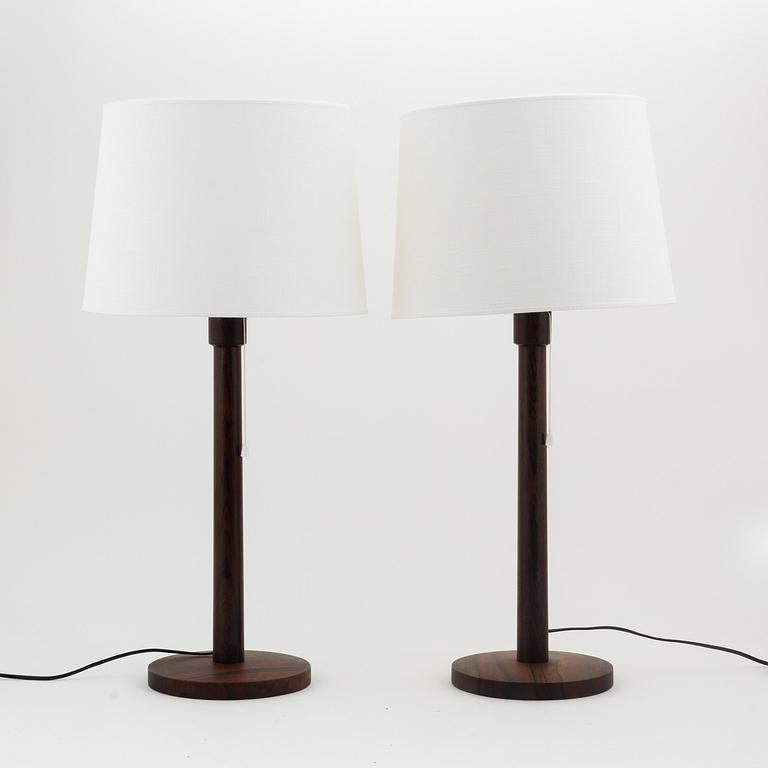Uno & Östen Kristiansson, bordslampor, ett par, Luxus, Vittsjö, 1960-tal.