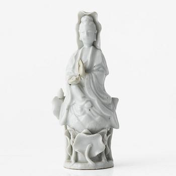A white glazed porcelain Guanyin, china, late Qing dynasty.