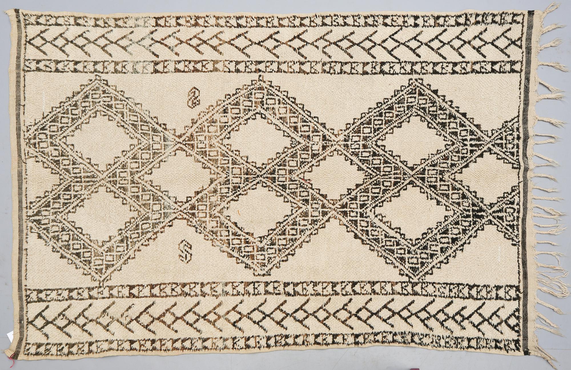 MATTA, Beni Ourain, old, ca 270 x 180 cm.