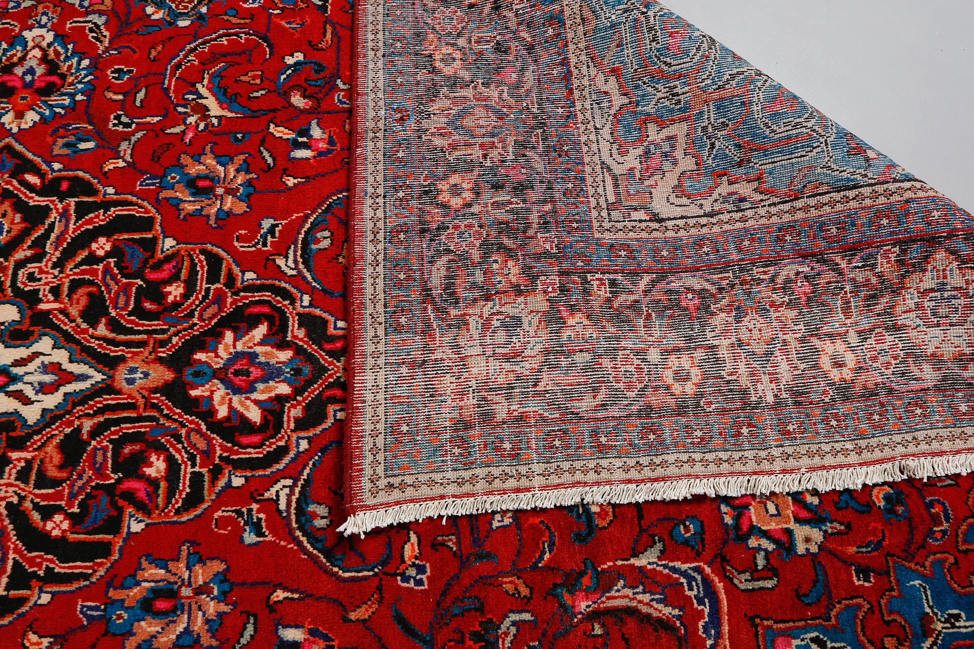 MATTA, Mahal, old, ca 370 x 220 cm.