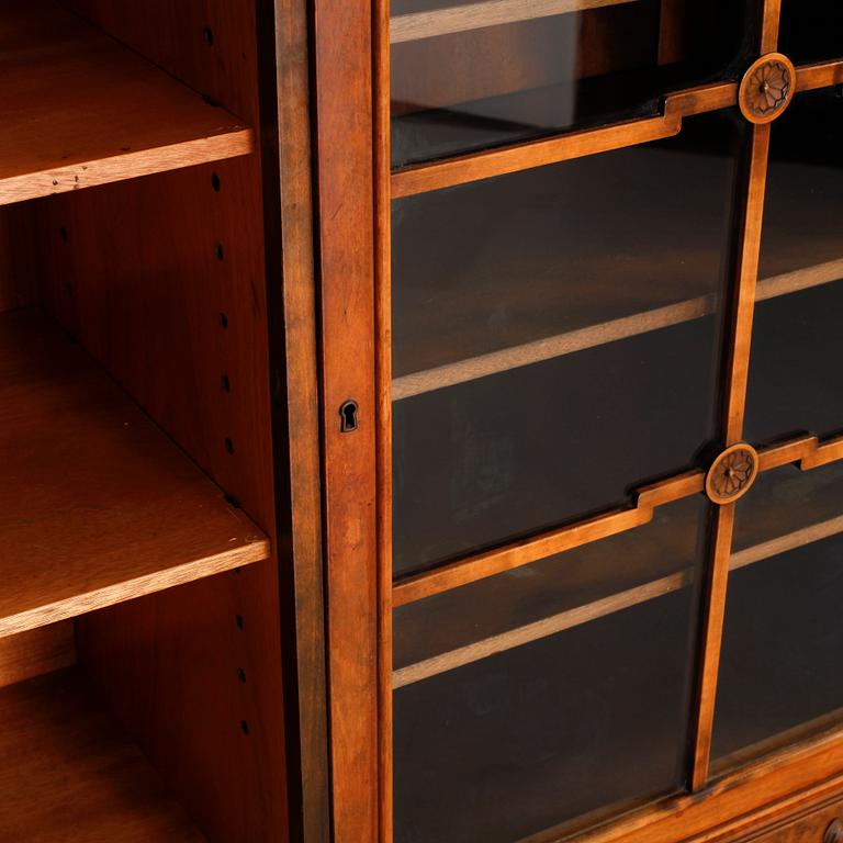 A 1920/30s swedish grace cupboard, model "Sture", made by AB Seffle Möbelfabrik.