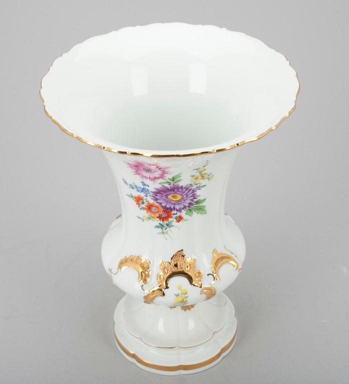 VAS, porslin, Meissen, 1900 talets senare hälft.