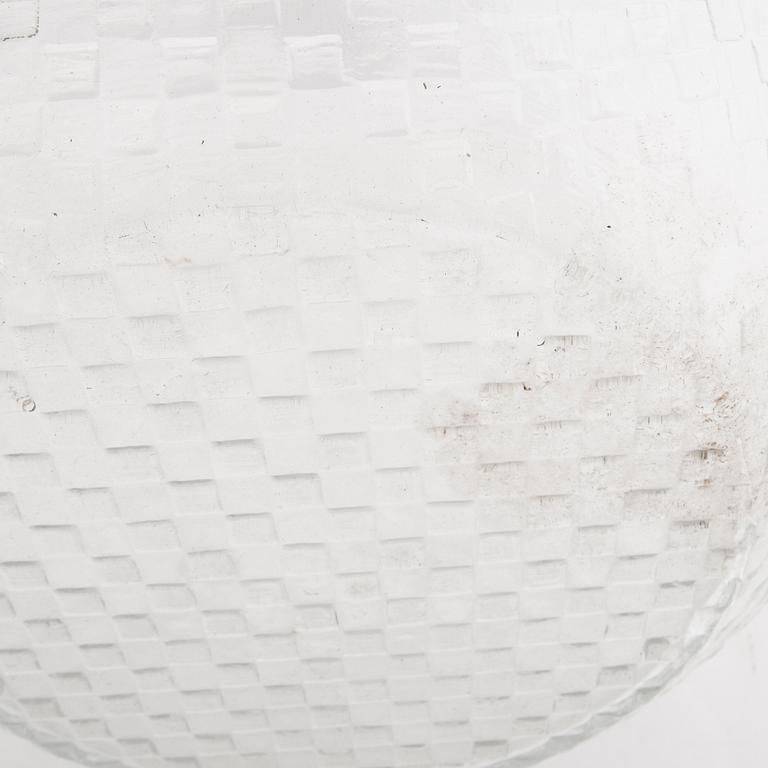 Signe Persson-Melin,  a glass bowl "Chess"  sample.