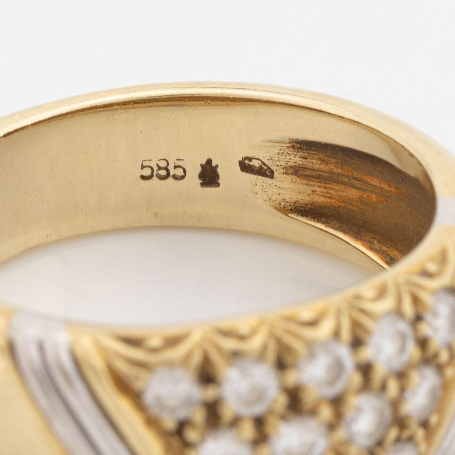 Brilliant cut diamond ring.