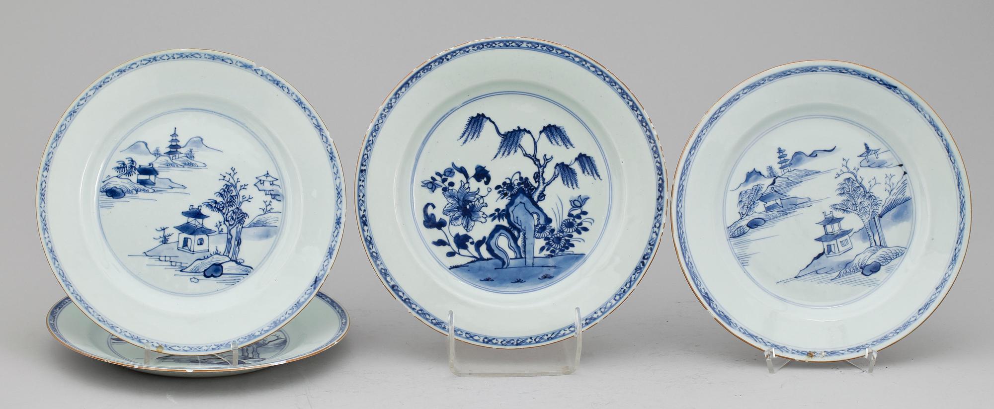 TALLRIKAR, 13 st, porslin, Kina, 1700/1800-tal.