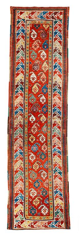 ANTIQUE CAUCASIAN RUNNER, PROBABLY KAZAK. 320 x 95,5 cm.