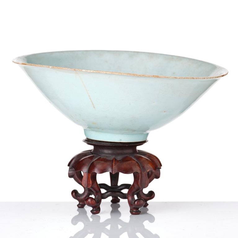 A qingbai bowl, Song dynasty (618-906).