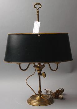 BOUILLOTTELAMPA, mässing. 1900-tal.