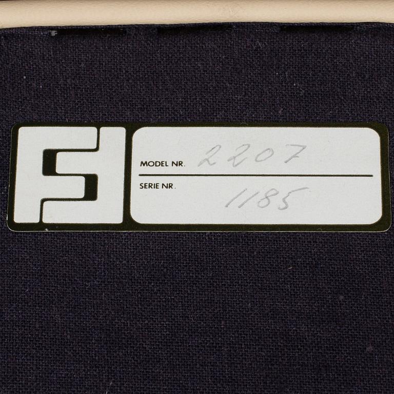 BØRGE MOGENSEN, fåtölj, "Lounge Chair", modell 2207.