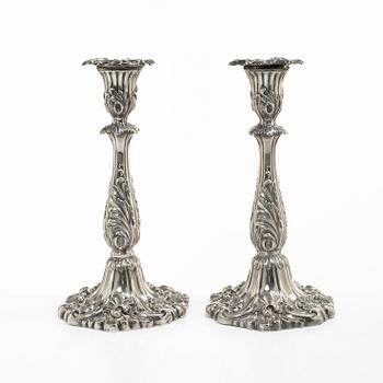Gustaf Möllenborg, (Féron), ljusstakar, ett par, silver, nyrokoko, Stockholm 1861.
