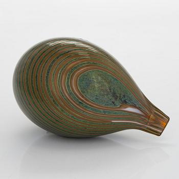 Oiva Toikka, a glass bird signed O. Toikka Nuutajärvi.
