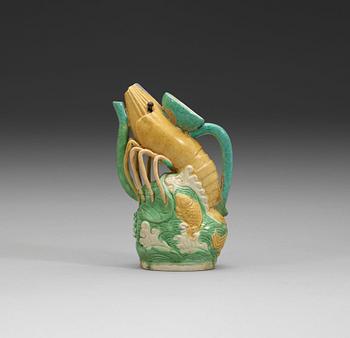 A bisquit langouste wine ewer, Ming dynasty, Wanli (1368-1644).