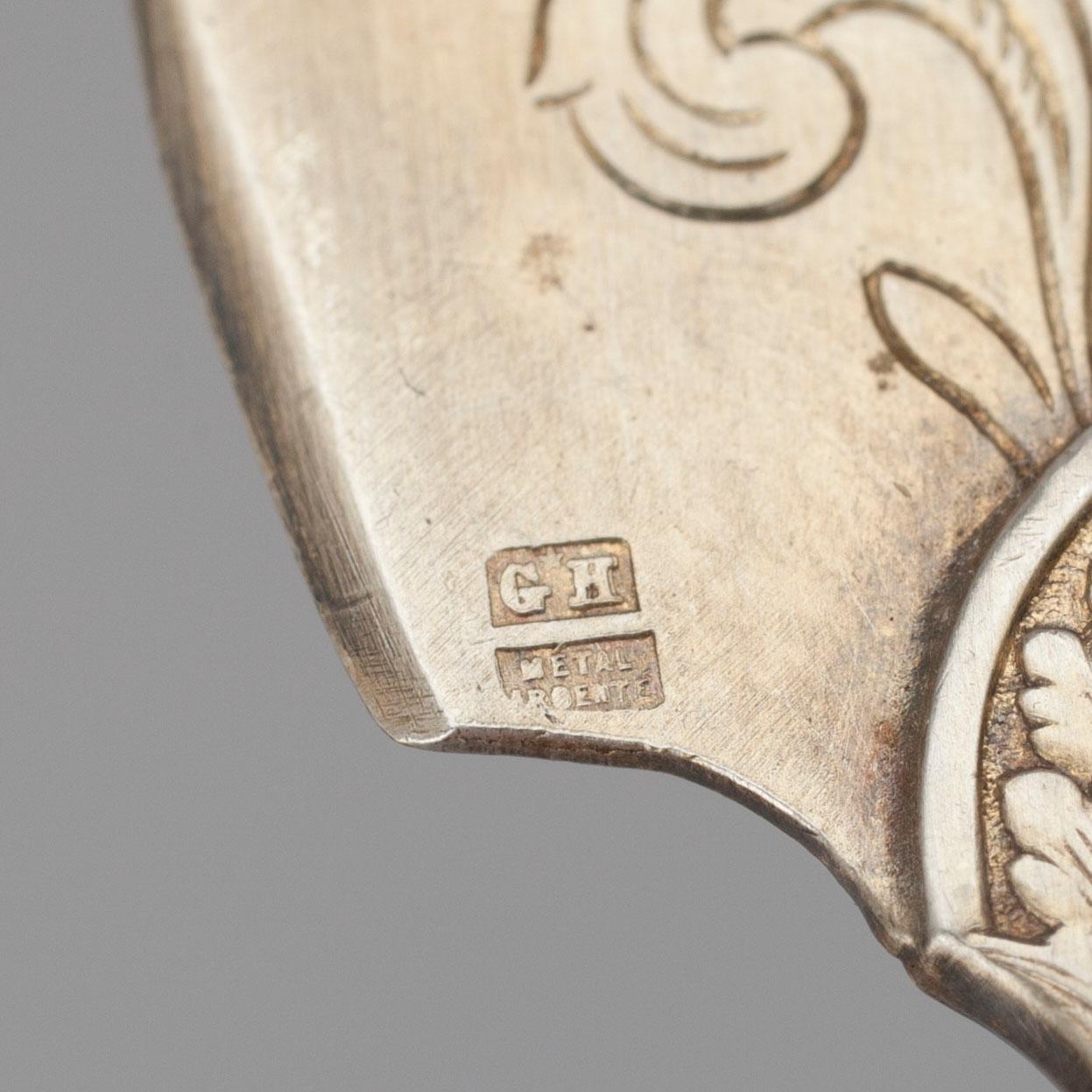 BESTICK, 4 st, skaften silver, bladen metall, Frankrike sekelskiftet 1800/1900.