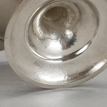 SKÅL PÅ FOT, silver, Kina, 1900-tal. Vikt 147 g.