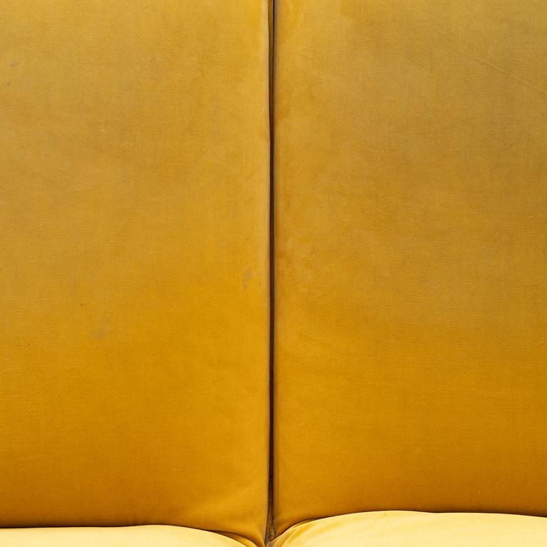 Ronan & Erwan Bouroullec, sofa, 'Officina', Magis, Italy.