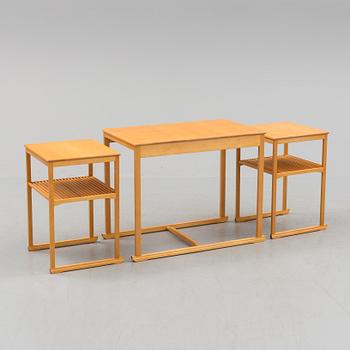 A Swedish Carl Malmsten "The Sled" birch side table nesting table i three parts, Åfors Möbelfabrik.