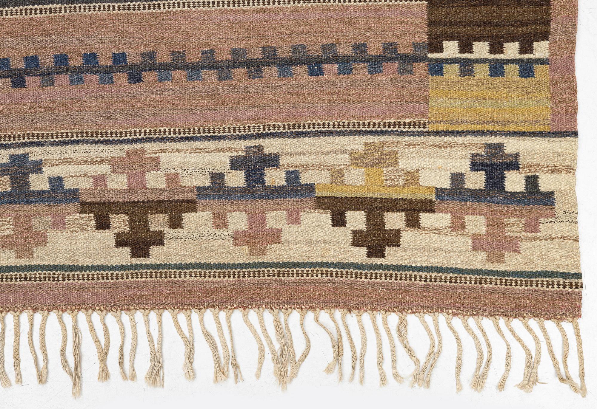 Märta Måås-Fjetterström, matta, "Herrumsmattan", rölakan, 329 x 258 cm, signerad MMF.