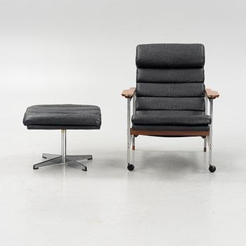 Eric Merthen, a 'Kronfåtöljen' easy chair with footrest, AB Dahléns Fåtöljindustri, Dalum, the model designed 1967.