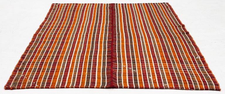 Täcke, slätvävd, Sannolikt Qashqai, Iran, ca 227 x 150 cm.