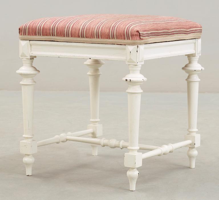 TABURETT, nyrenässans, 1800-talets slut.