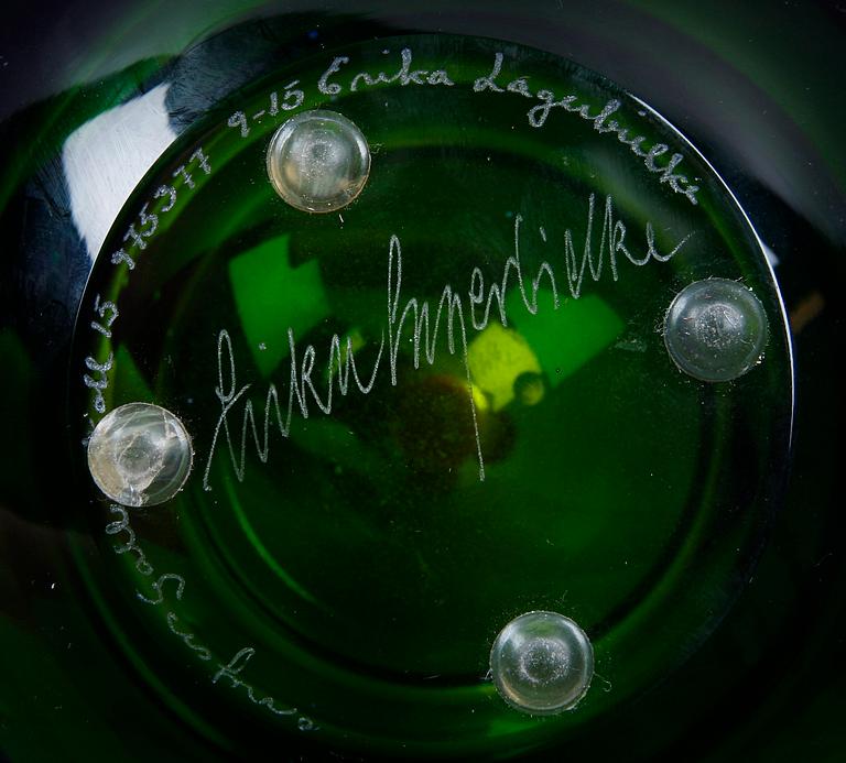VAS, glas. Erika Lagerbielke, Orrefors, sign 9/15 samt egenhändig signatur.