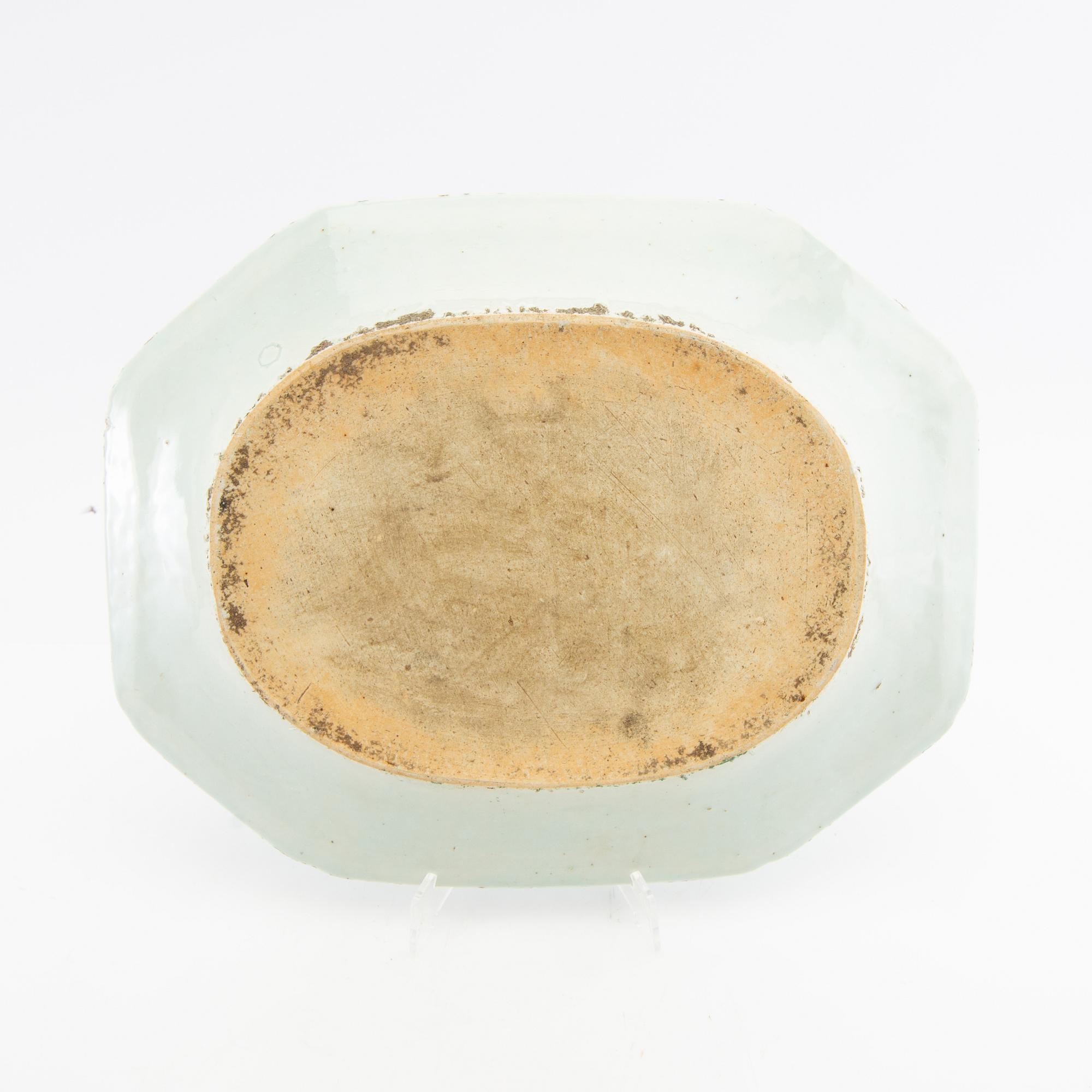 Serving dishes 5 pcs China around 1800 porcelain.