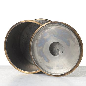 Björn Trägårdh, a pewter and brass jar with cover by Svenskt Tenn, Stockholm 1952.