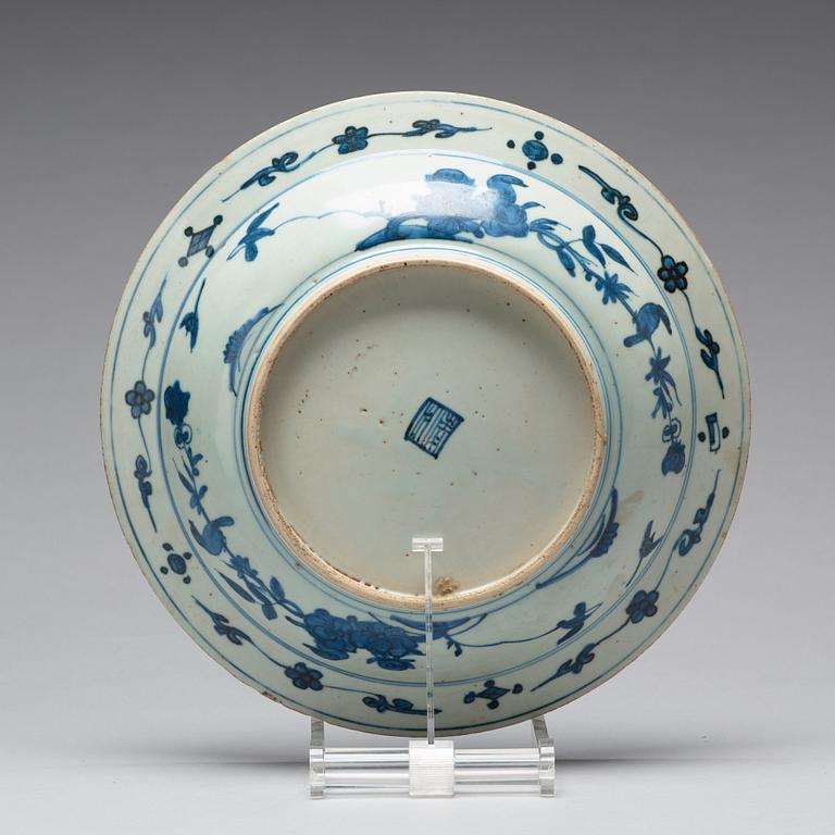 A blue and white dish, Ming dynasty, 17th Century.