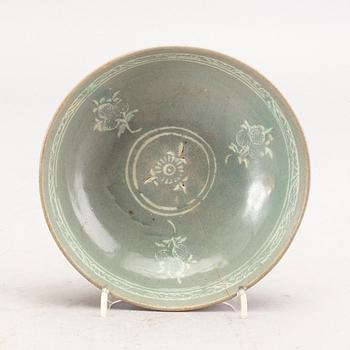 A Korean Koryo stone ware bowl.