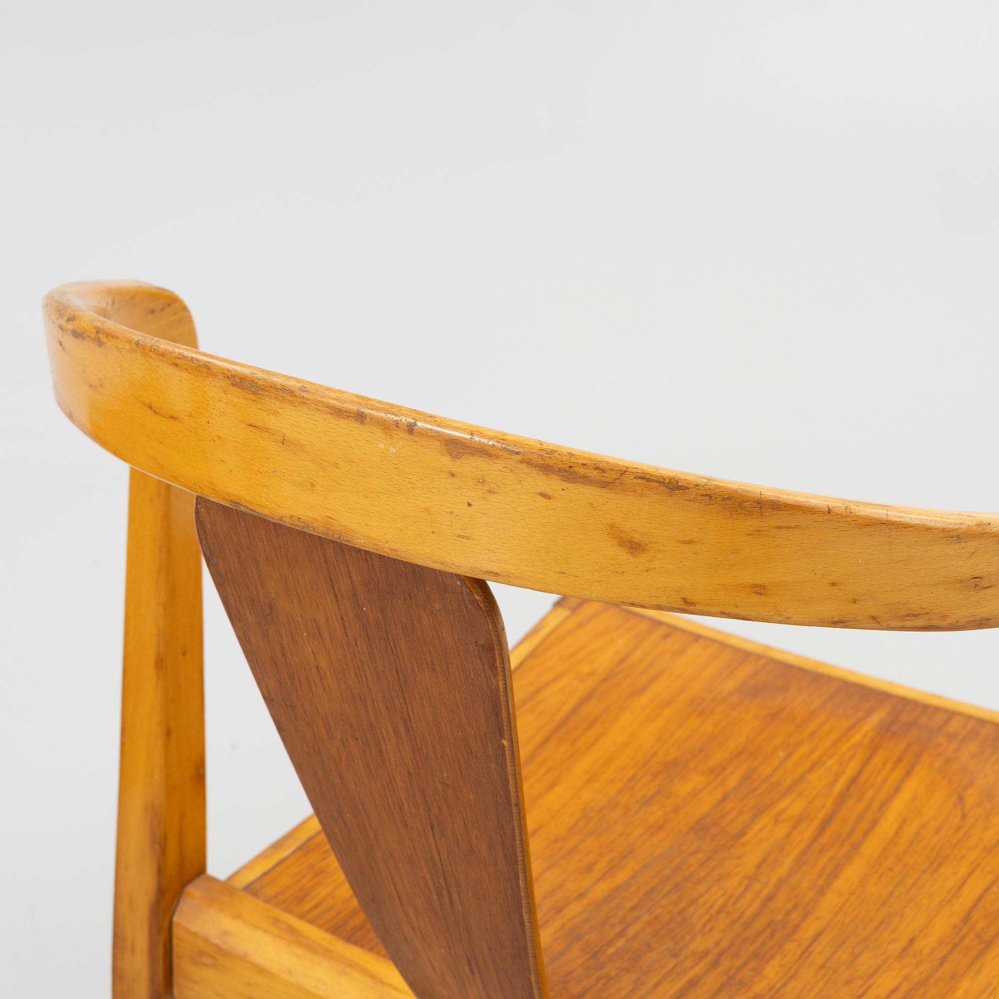 Axel Larsson, a pair of Swedish Modern chairs, model "8-108", Svenska Möbelfabrikarna Bodafors, 1950s.