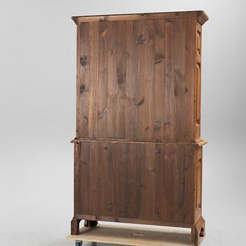 Display cabinet, Sweden, early 19th century.