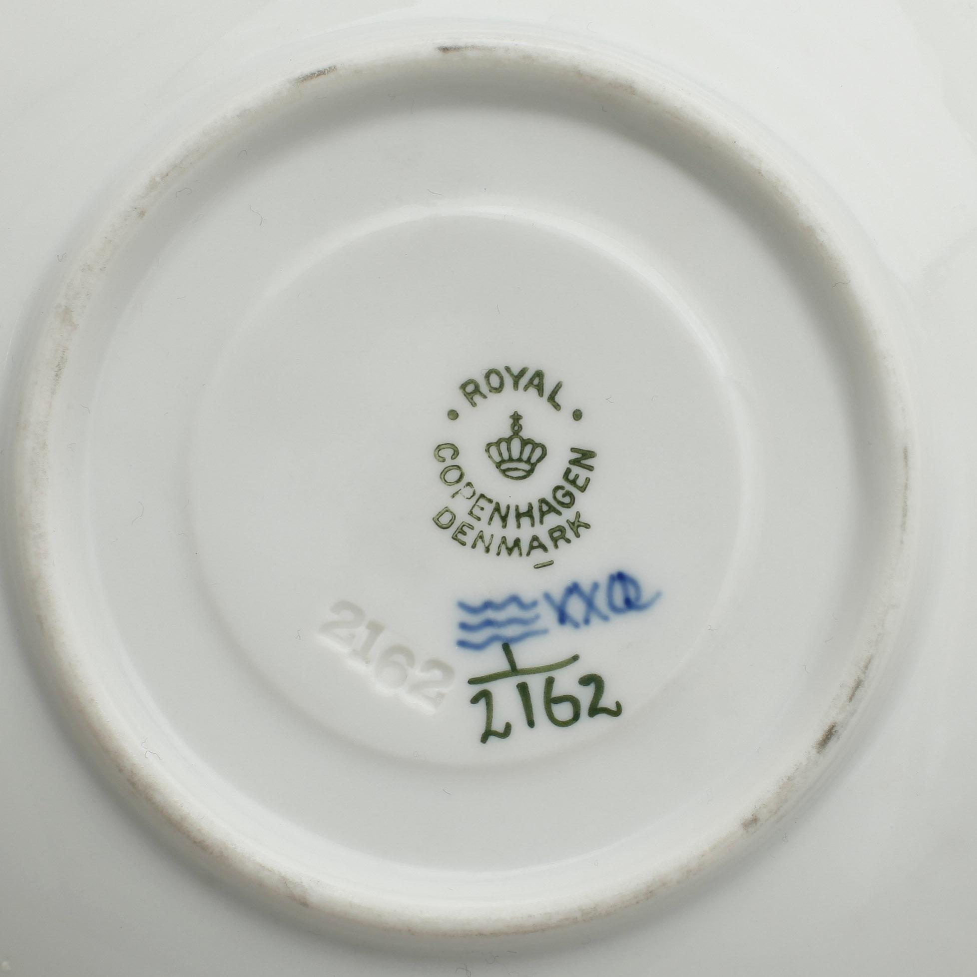 PARTI PORSLIN, 25 delar, bla. "Musselmalet", Royal Copenhagen.