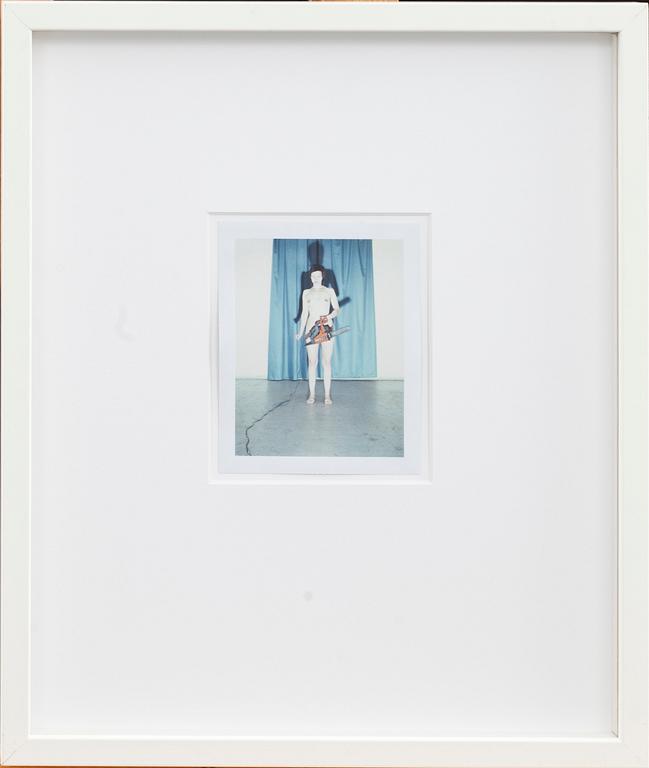 ANNIKA VON HAUSSWOLFF, polaroid.  "Det sista självporträttet" Serie om 400 unika polaroidbilder.