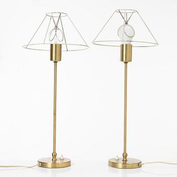 Josef Frank, a pair of model G 2332 table lamps, Svenskt Tenn.